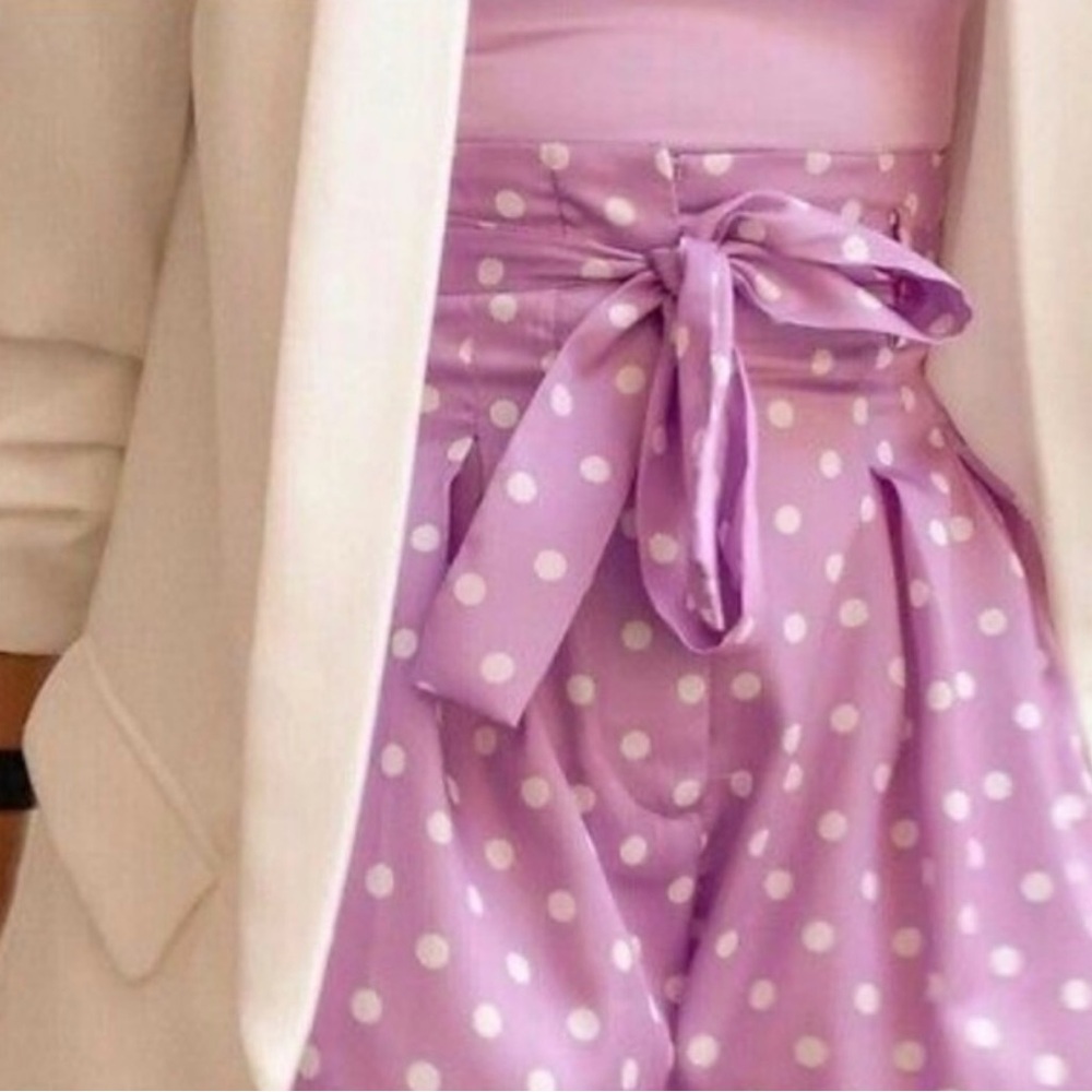 ZARA Lilac & White Polka Dot High Waisted Flowy Satin Belted Paperbag Shorts XS - Picture 4 of 16